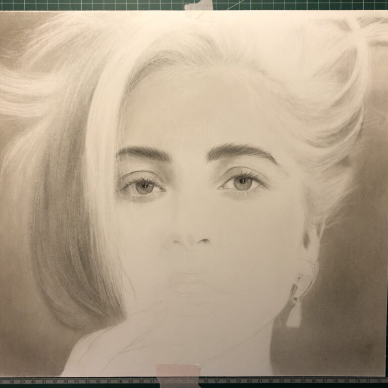 Lady-Gaga-retrato-de-famoso-a-lapiz-de-grafito-3